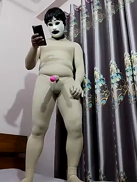 Snapshot of zentaishow chatting on February 6, 11:42 am zentaishow online show from February 6, 11:42 am