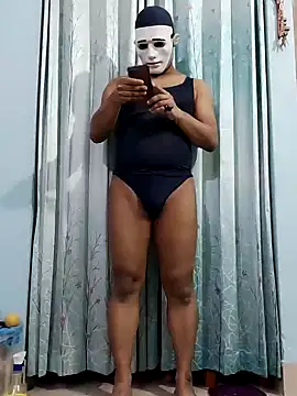 Snapshot of zentaishow chatting on February 10, 5:58 am zentaishow online show from February 10, 5:58 am