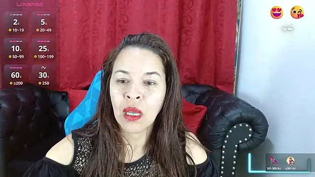 Snapshot of Lizeth_Bels chatting on July 14, 7:42 pm Lizeth Bels online show from July 14, 7:42 pm