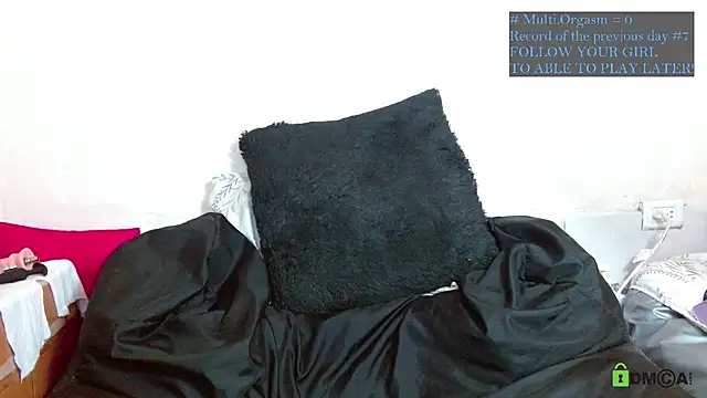 Hot Candy  online show from March 17, 2:36 am