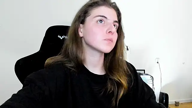 emmamurrr online show from September 14, 7:58 pm