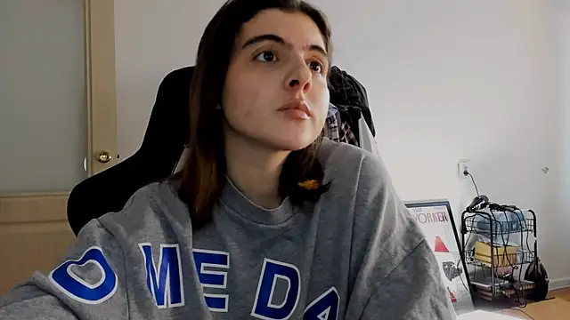 emmamurrr online show from December 20, 12:16 pm