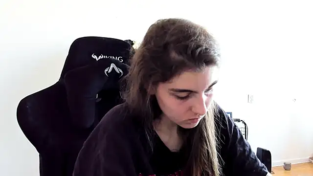 emmamurrr online show from September 11, 10:04 am