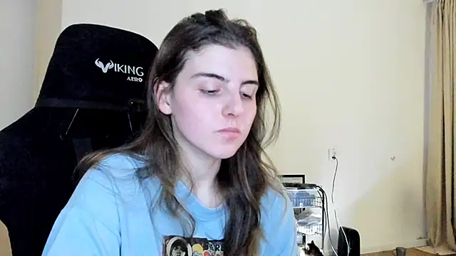 emmamurrr online show from October 30, 5:54 pm