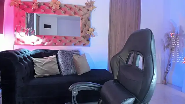 AmelyaMann online show from May 25, 1:21 pm