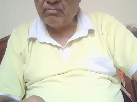 Snapshot of Nuttysub chatting on November 7, 1:54 am Nuttysub online show from November 7, 1:54 am