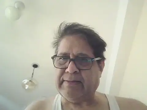 Nuttysub online show from June 2, 2:33 am
