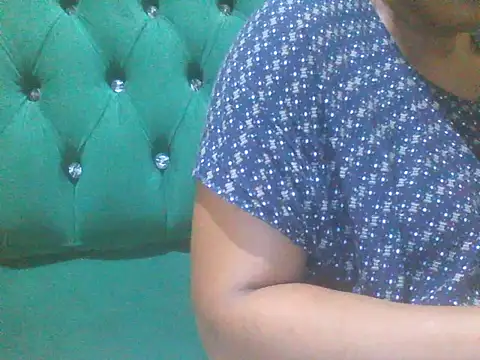 Sexy Riri online show from January 7, 6:40 am