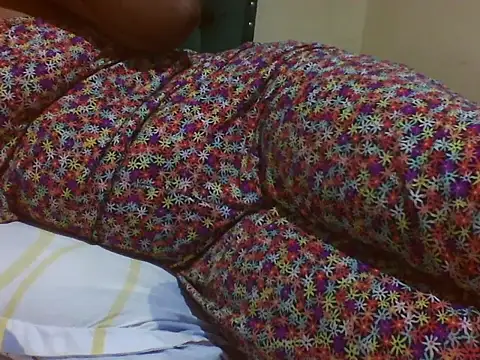 Sexy Riri online show from April 8, 11:28 pm