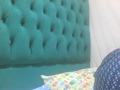 Sexy Riri online show from November 21, 10:42 pm