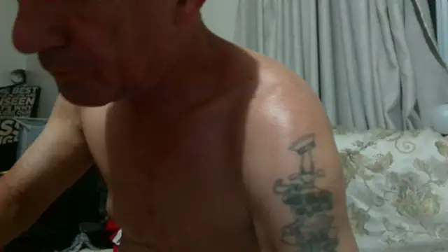 butseriouslykahnt online show from December 20, 3:42 pm