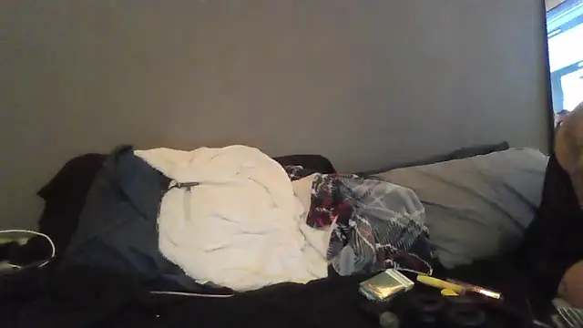 Snapshot of bigcocktat2dude603 chatting on November 14, 10:02 pm bigcocktat2dude603 online show from November 14, 10:02 pm