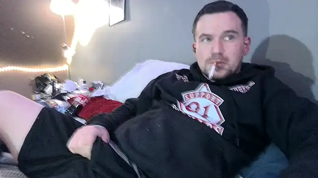 Snapshot of bigcocktat2dude603 chatting on February 3, 10:11 pm bigcocktat2dude603 online show from February 3, 10:11 pm