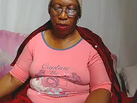 Freakyassnwildx online show from April 26, 7:22 pm