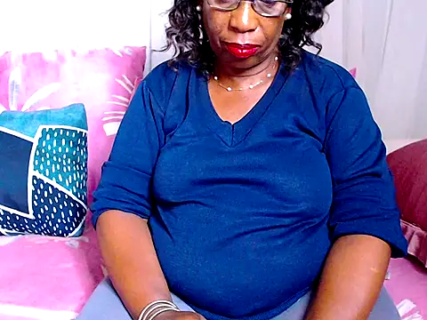 Snapshot of Freakyassnwildx chatting on February 18, 8:14 pm Freakyassnwildx online show from February 18, 8:14 pm