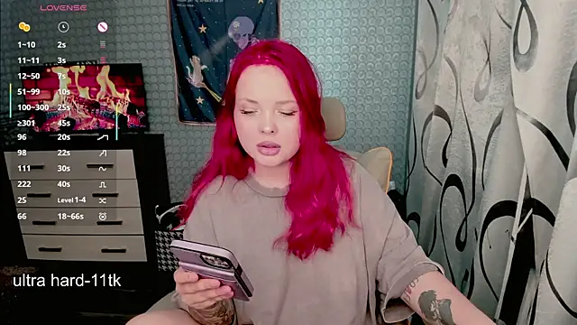 Snapshot of flower_sarah_ chatting on June 19, 12:00 pm flower sarah online show from June 19, 12:00 pm