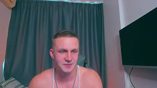 Snapshot of Samuel_Andrew chatting on February 21, 7:45 am Samuel Andrew online show from February 21, 7:45 am