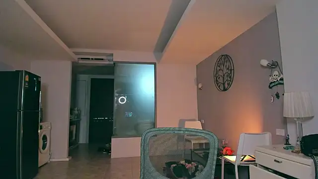 Samuel Andrew online show from October 31, 6:10 am