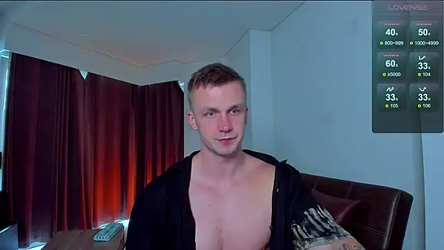 Snapshot of Samuel_Andrew chatting on July 8, 3:19 am Samuel Andrew online show from July 8, 3:19 am