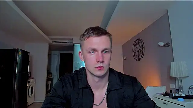 Snapshot of Samuel_Andrew chatting on June 25, 5:05 am Samuel Andrew online show from June 25, 5:05 am