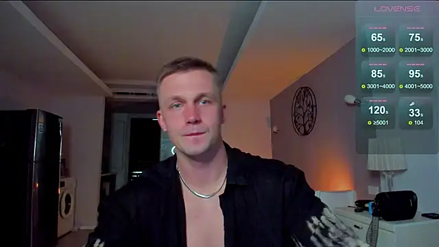 Snapshot of Samuel_Andrew chatting on February 22, 6:05 am Samuel Andrew online show from February 22, 6:05 am