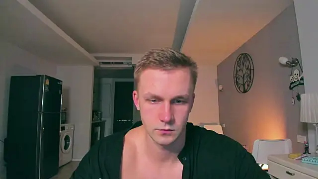 Samuel Andrew online show from November 21, 1:59 am