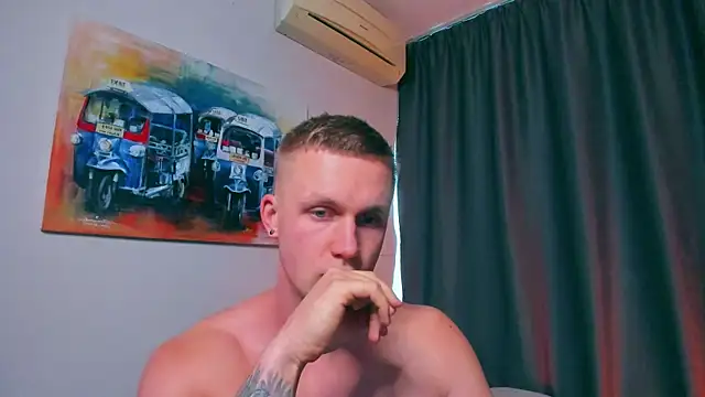 Snapshot of Samuel_Andrew chatting on February 24, 5:43 am Samuel Andrew online show from February 24, 5:43 am