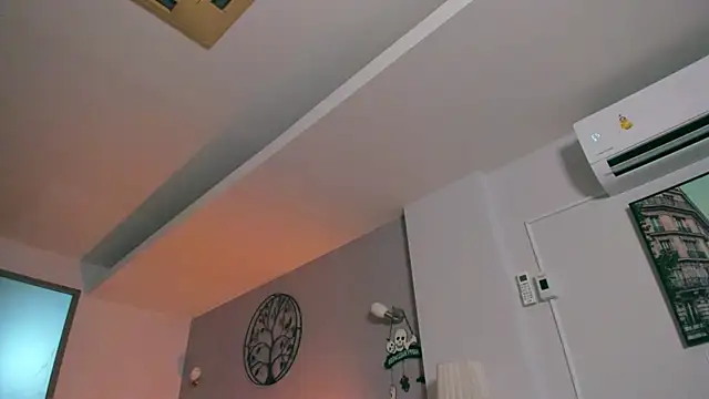 Samuel Andrew online show from November 23, 2:32 am