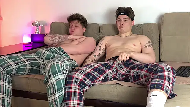 twoguyspleasure online show from March 3, 6:13 pm