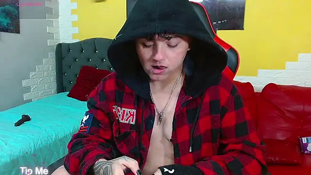 Snapshot of isabeautyx19 chatting on February 25, 2:23 am isabeautyx19 online show from February 25, 2:23 am