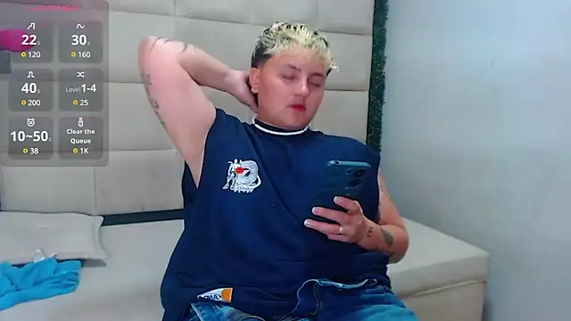 isabeautyx19 online show from February 27, 2:46 am