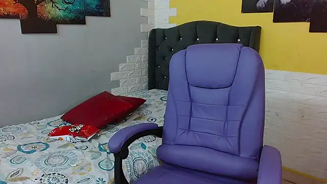 isabeautyx19 online show from March 20, 2:01 am