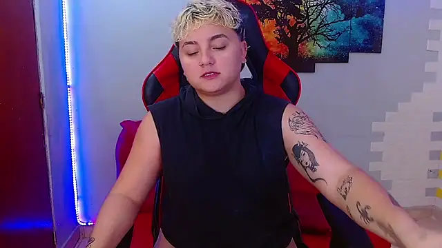 isabeautyx19 online show from March 20, 2:51 am