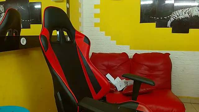 isabeautyx19 online show from October 22, 2:44 am