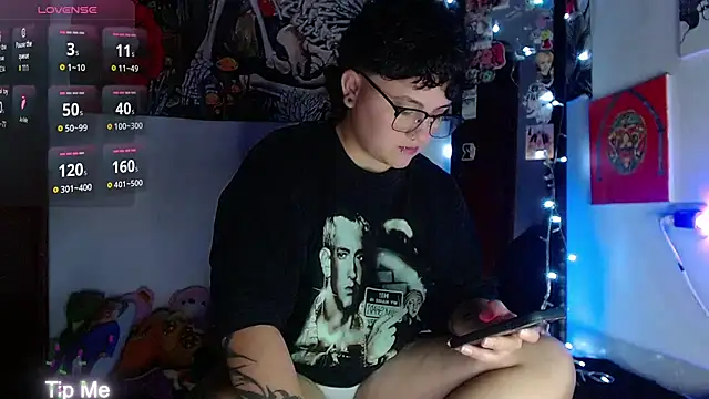 isabeautyx19 online show from May 21, 3:26 am