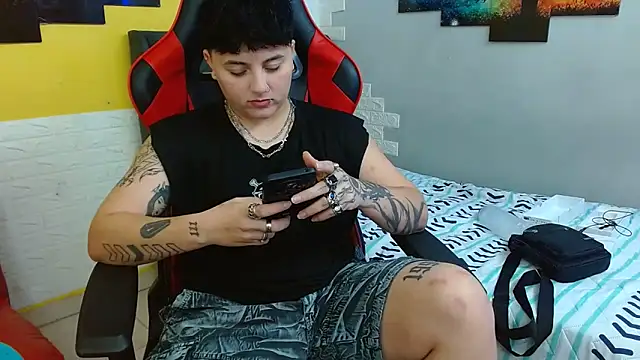 isabeautyx19 online show from October 28, 3:40 am