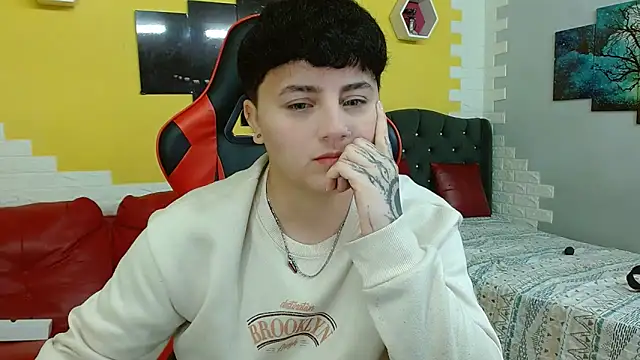 isabeautyx19 online show from November 14, 3:43 am