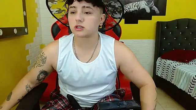 isabeautyx19 online show from October 25, 2:22 am