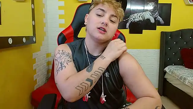 isabeautyx19 online show from September 27, 3:01 am