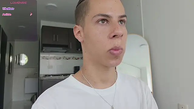 grey   27 online show from February 15, 7:02 pm