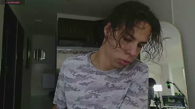 grey   27 online show from April 14, 11:26 am