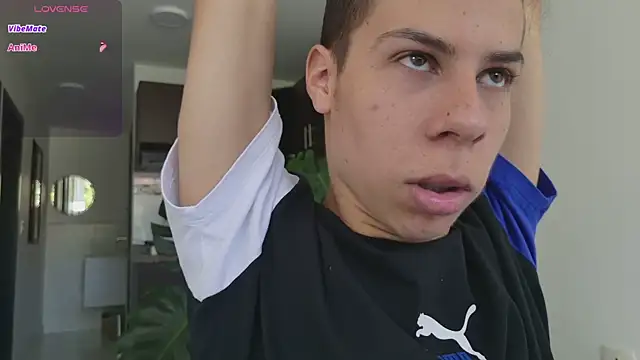 grey   27 online show from October 21, 5:45 pm