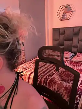 Bonnie vega online show from April 5, 9:43 pm