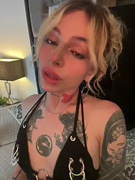 Bonnie vega online show from November 29, 8:31 pm