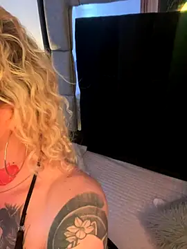 Bonnie vega online show from October 28, 8:41 pm