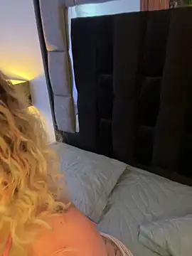 Bonnie vega online show from November 5, 8:23 pm