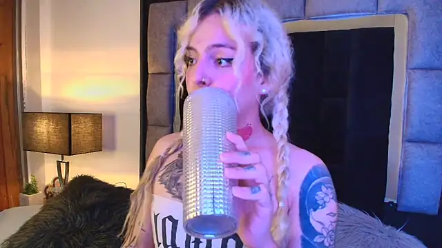 Bonnie vega online show from March 19, 10:09 pm