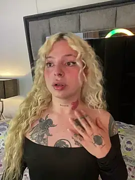 Bonnie vega online show from February 6, 7:40 pm