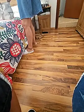 mia69x online show from September 16, 9:43 am