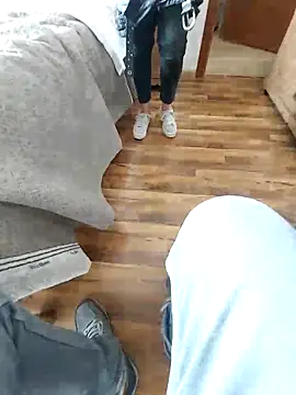 mia69x online show from November 15, 8:40 am